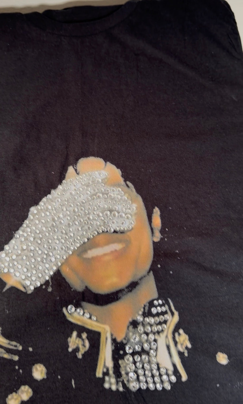 mj silver glove concert tshirt