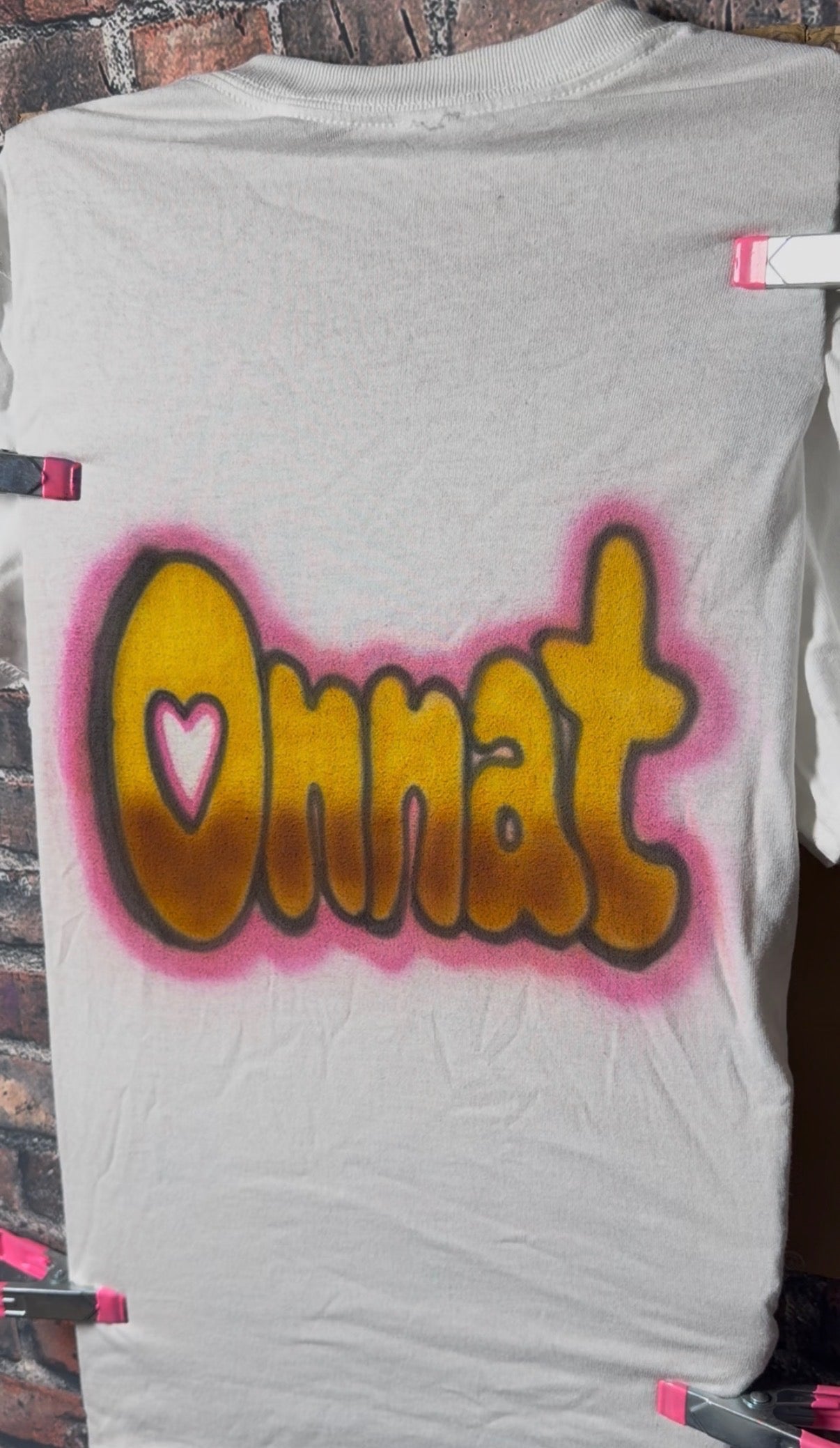 Airbrushed Onnat T-Shirt