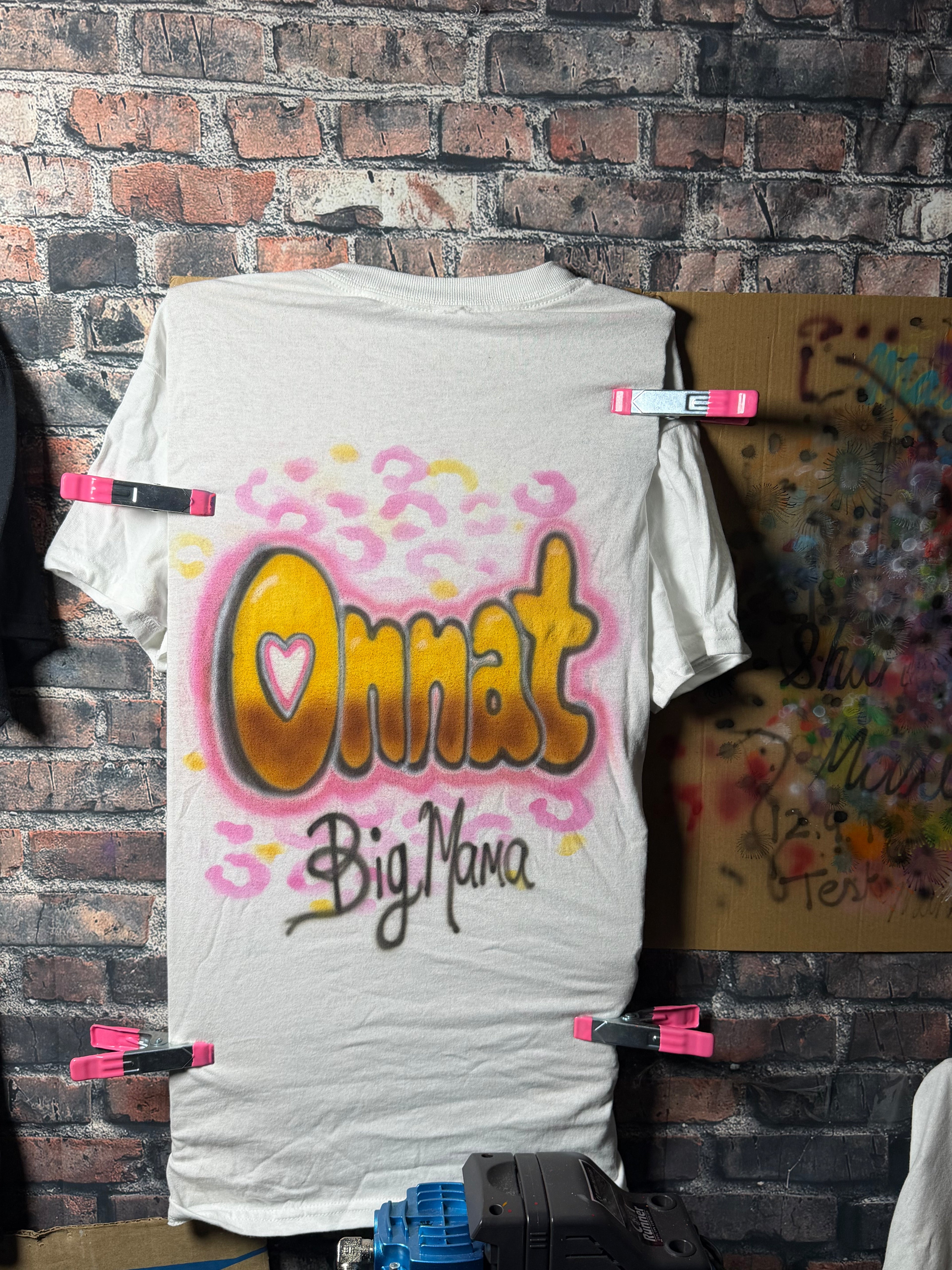 Airbrushed Onnat Big Mama Pink Leopard T-Shirt